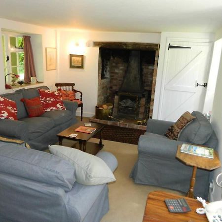River Cottage A Country Retreat In Wooded Gardens East Stoke  Exteriör bild